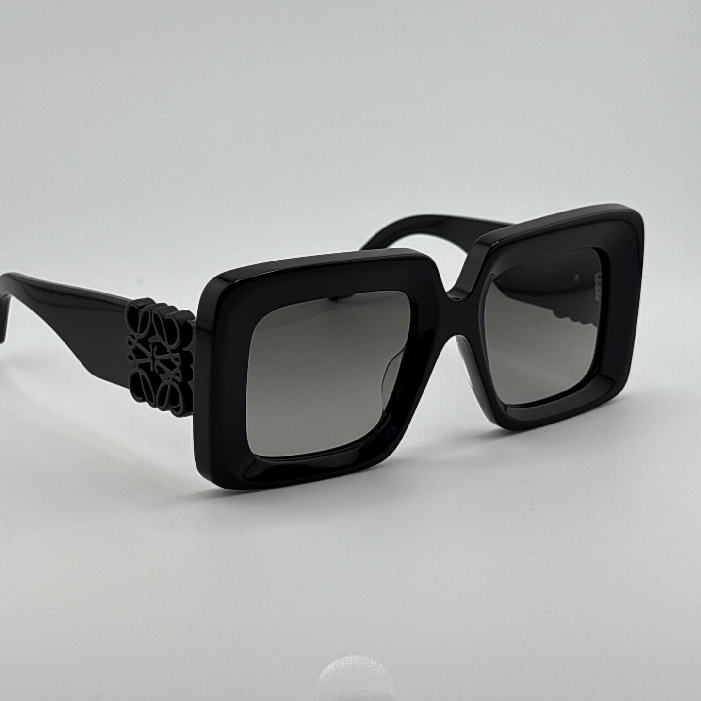 Loewe Anagram Oversized Sunglasses, Black