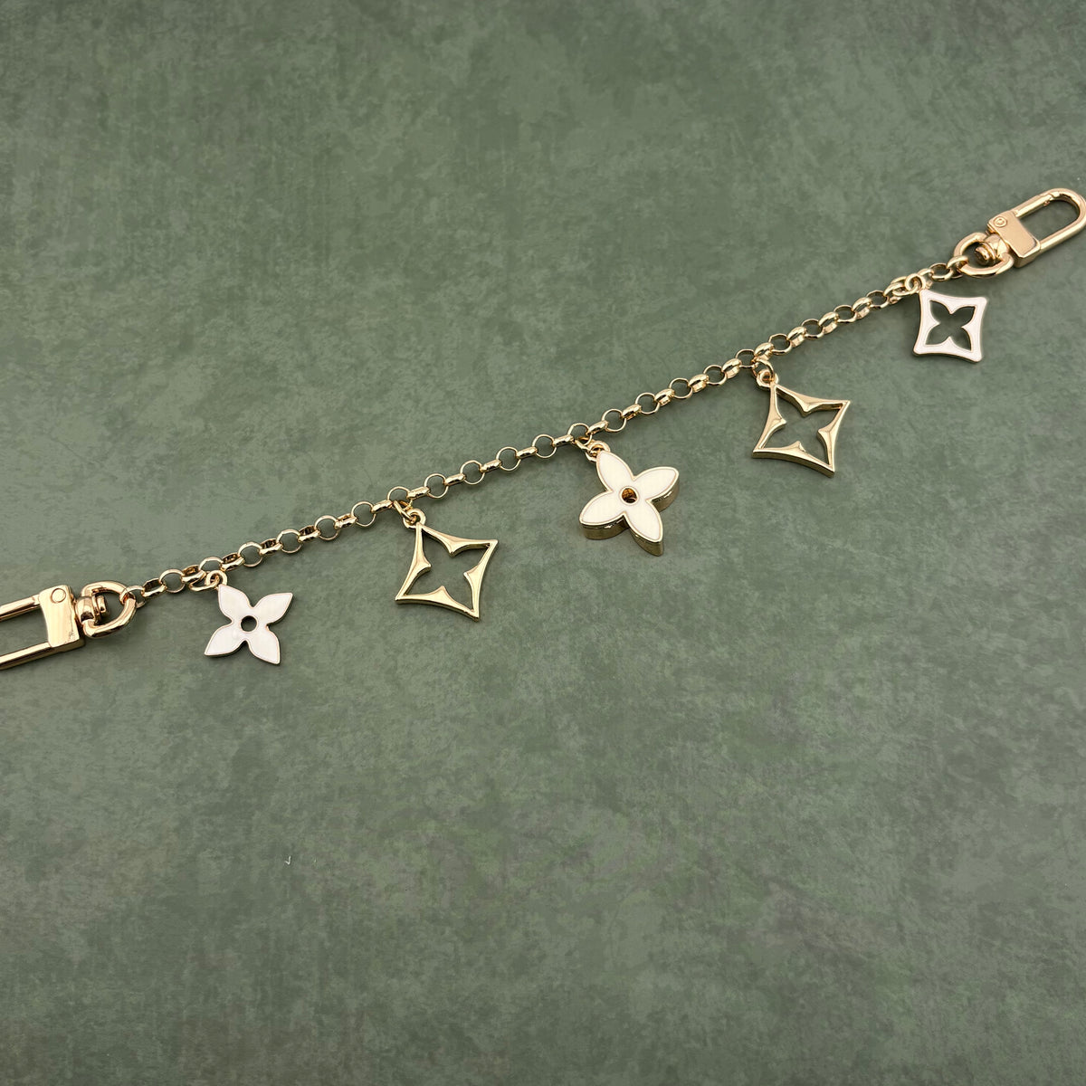 5 Mixed Motif Bag Charm White