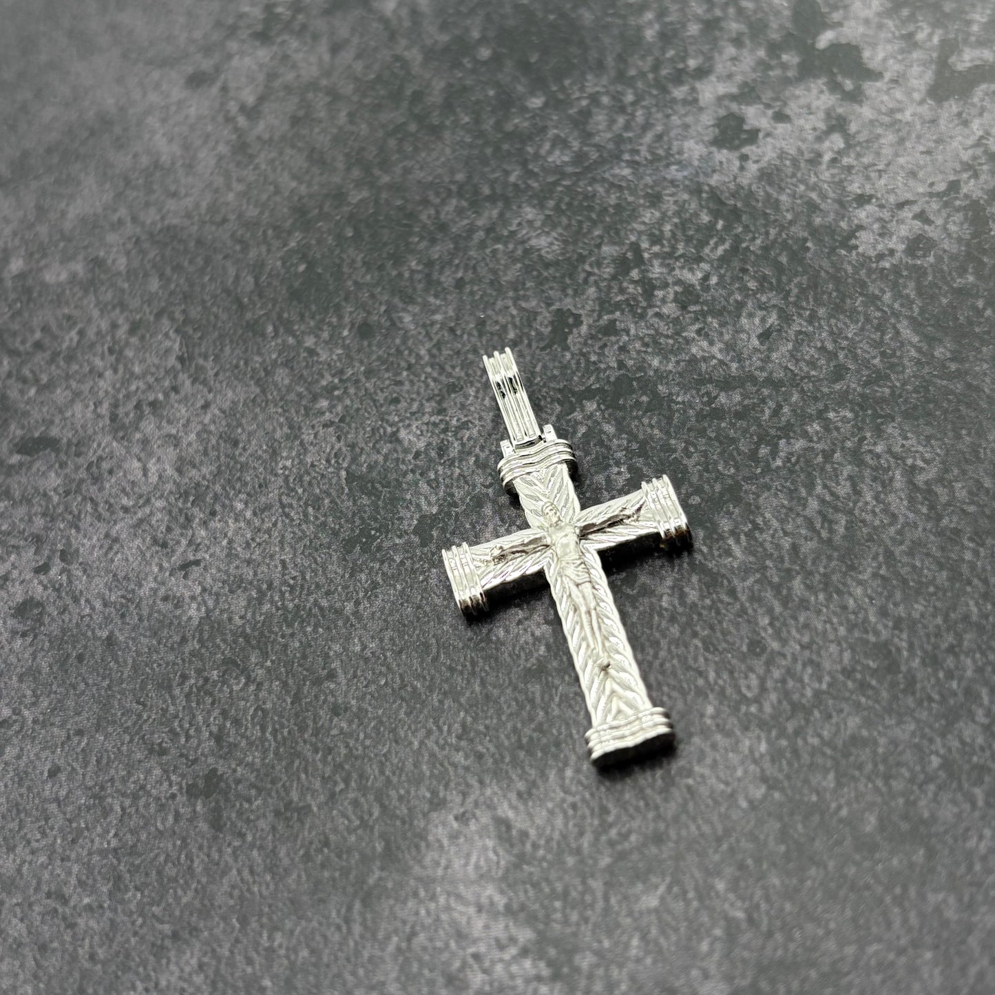 14k White Gold Crucifix Pendant