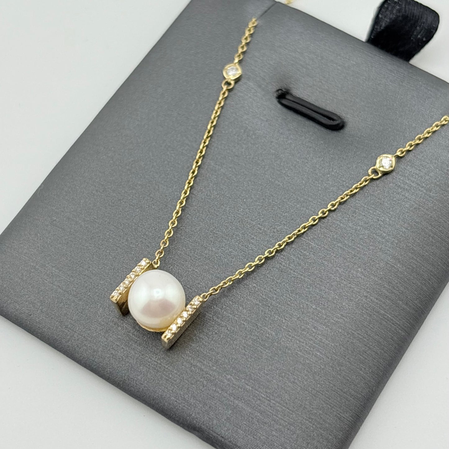 18K Yellow Gold Pearl & Diamond Station Necklace