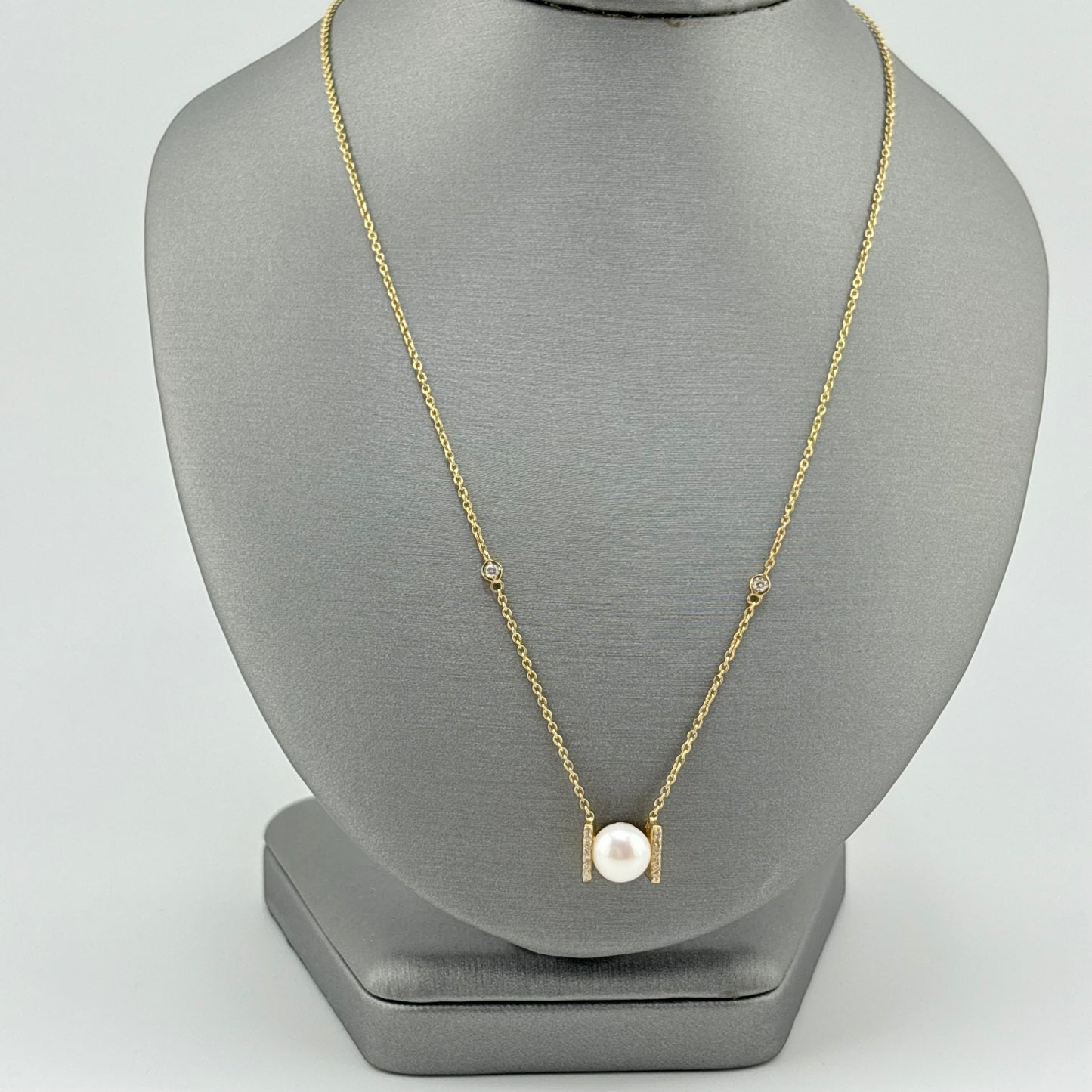 18K Yellow Gold Pearl & Diamond Station Necklace