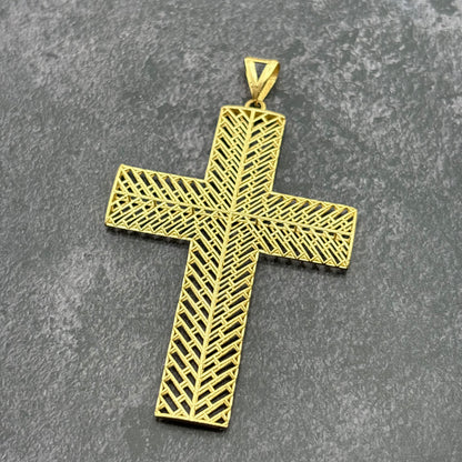 14k Gold Openwork Cross Pendant