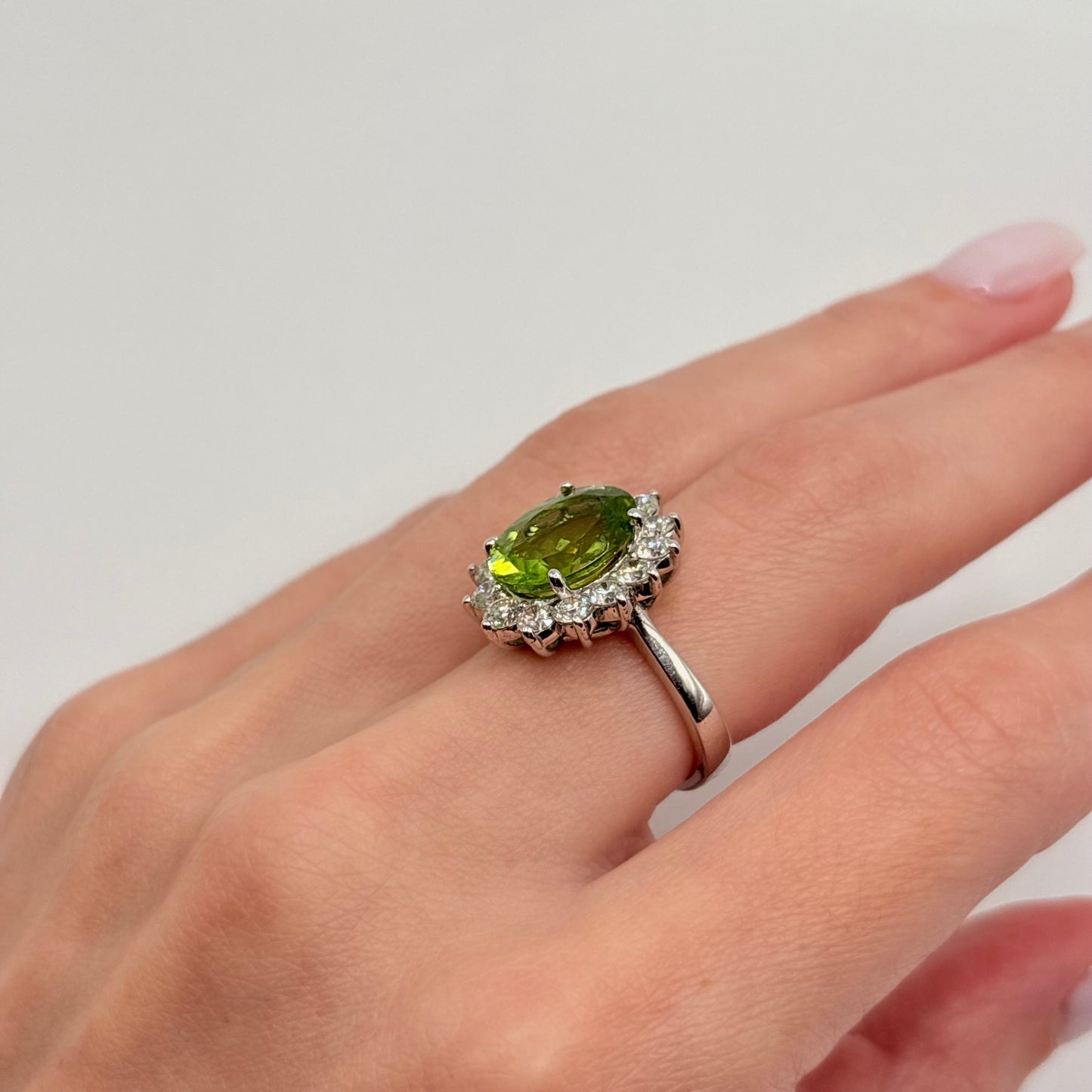 5CT Peridot, 1.5CT Diamond Halo Ring 14k