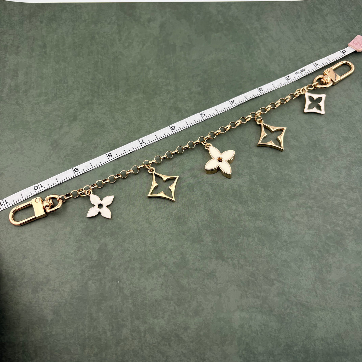 5 Mixed Motif Bag Charm White