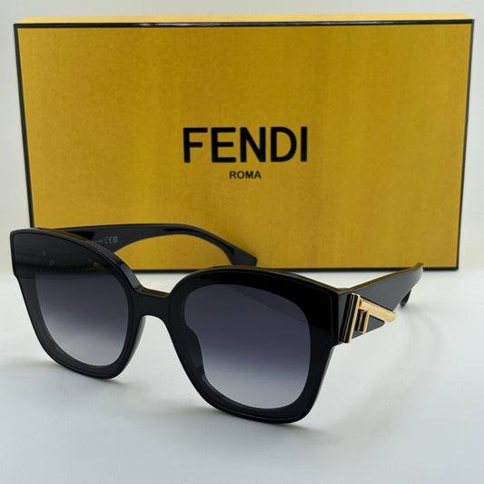 Fendi First Oversized Square Sunglasses