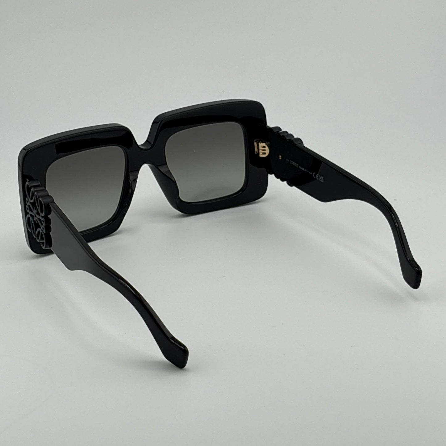 Loewe Anagram Oversized Sunglasses, Black